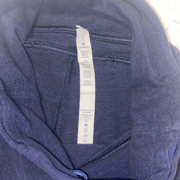 Lululemon size 4 leggings - Picture 2 of 5